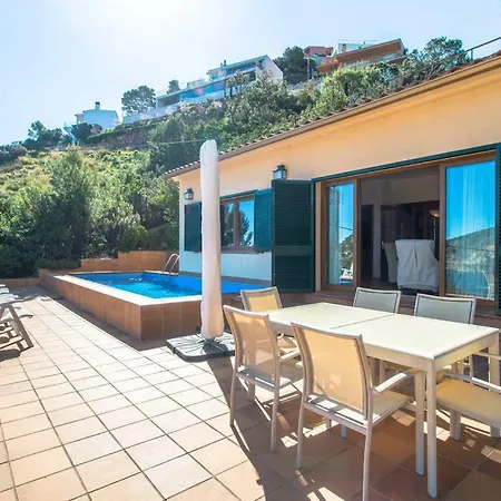 Casa de Férias Aiguablava Sleeps 8 Pool